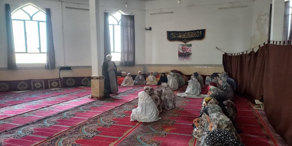 اعتکاف ۱۰۰۱ نفر در مساجد زیرکوه